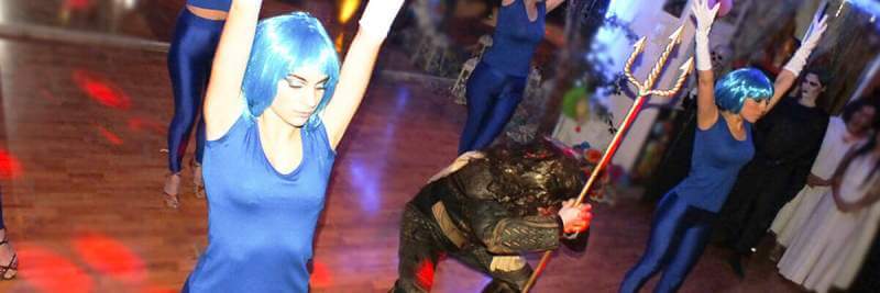 fun-carnival-dancing-masque